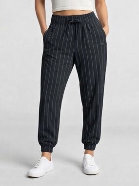 Albion Destination Joggers XL Black Pinstripe Athletic Travel Pants Stretch